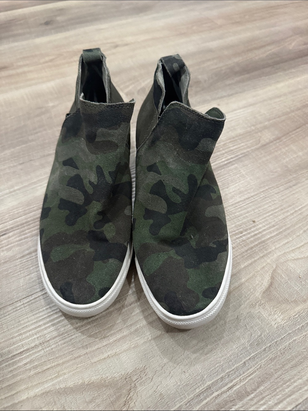 Steve Madden Camo Sneaker